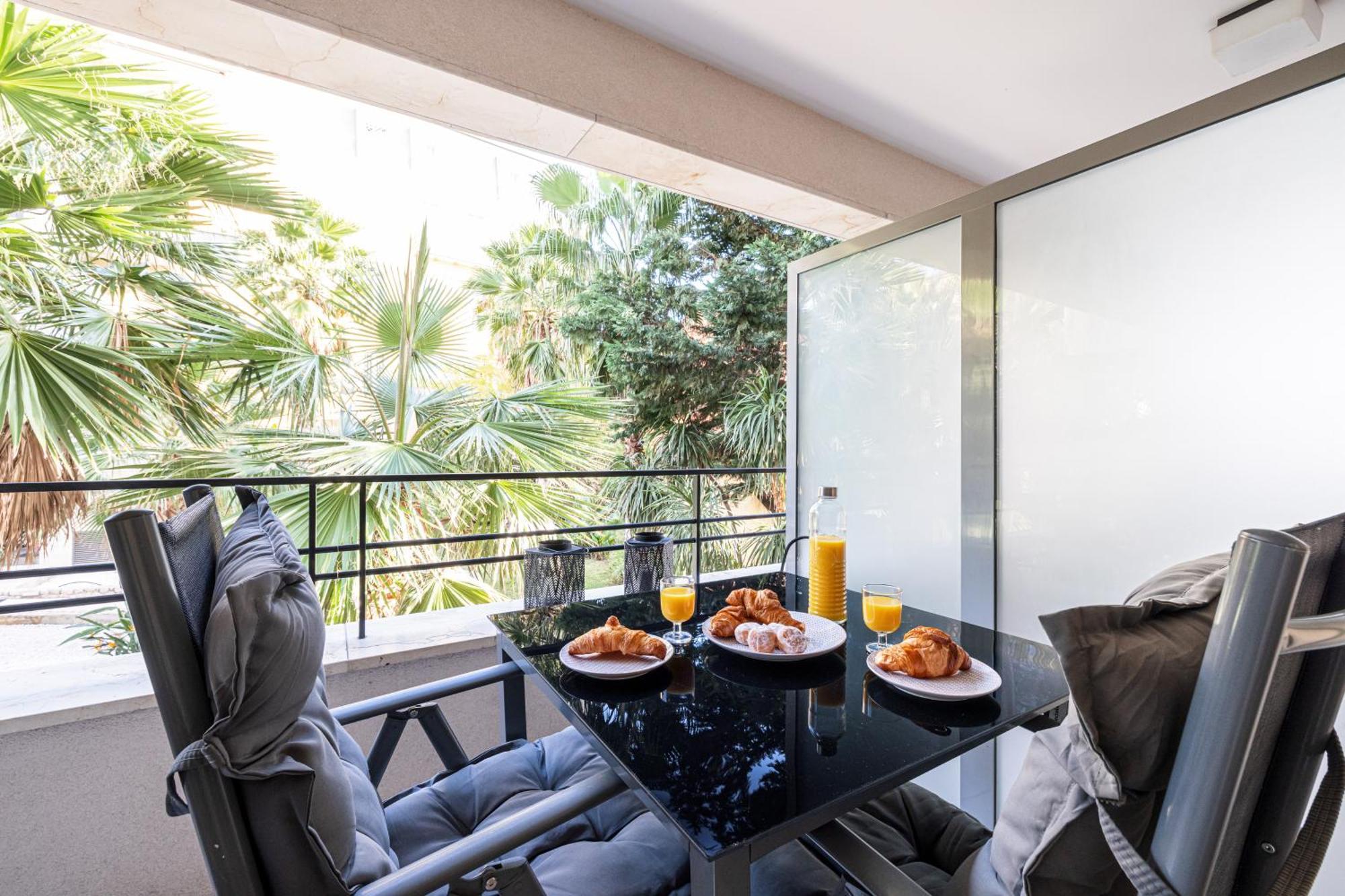 Studio Centre Terrasse Climatisation 50M Plage 멍똥 외부 사진